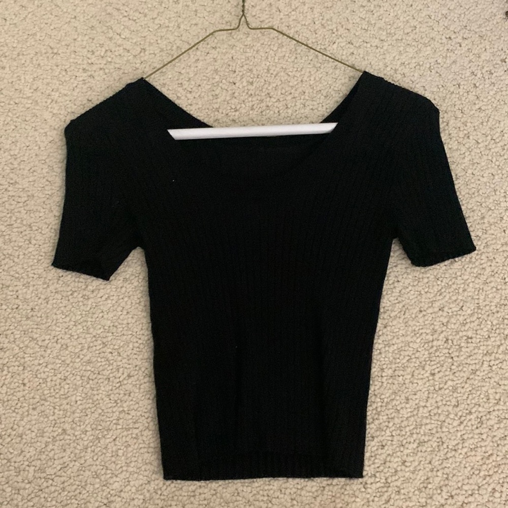 Black soft top from zara, no tag